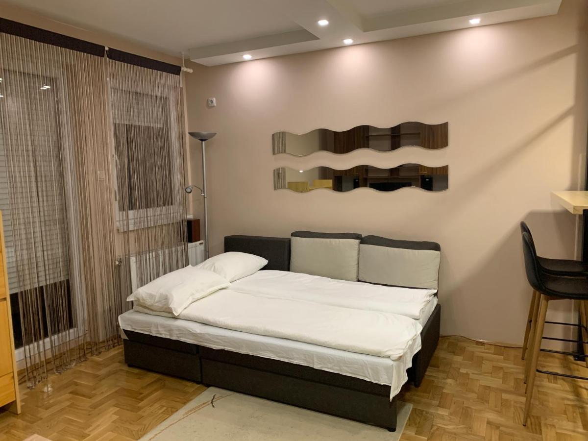 Mila Apartment Novi Sad Esterno foto